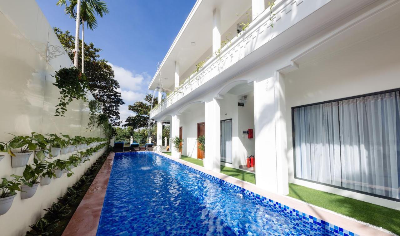 Dkd Trio Hotel Hue Εξωτερικό φωτογραφία